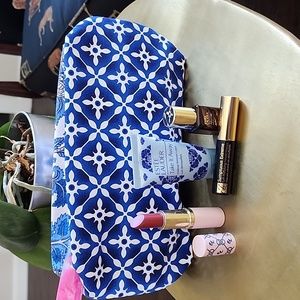 NWT Estee Lauder 5 piece makeup set
